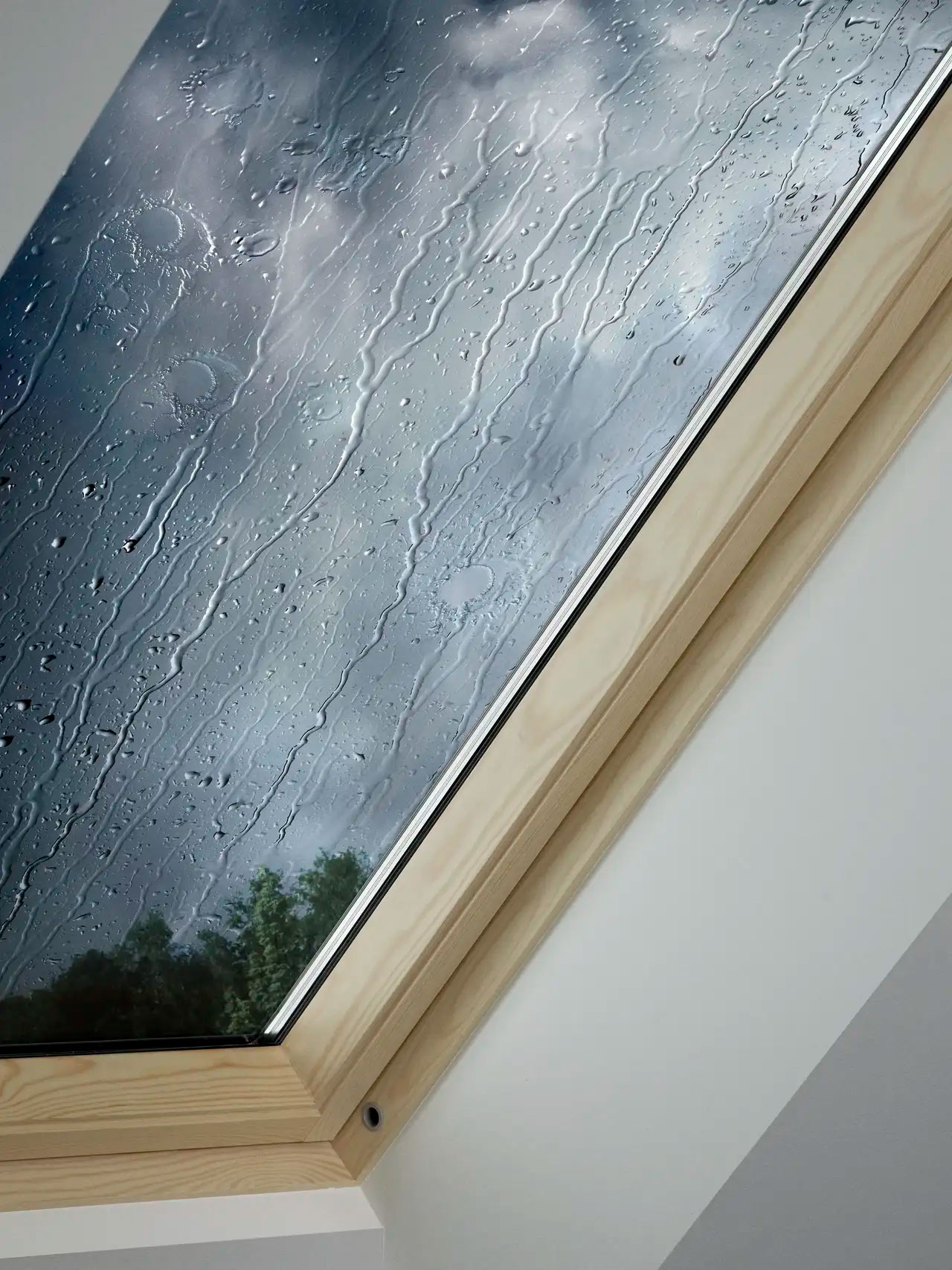 Velux con controllo domotico e sensori pioggia